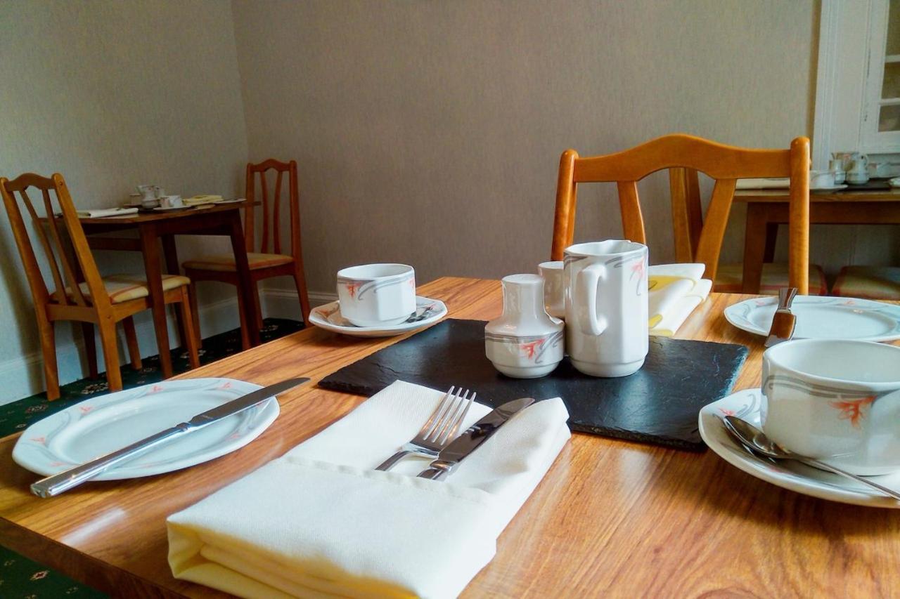 The Laurels Guest House Blairgowrie and Rattray Exteriör bild